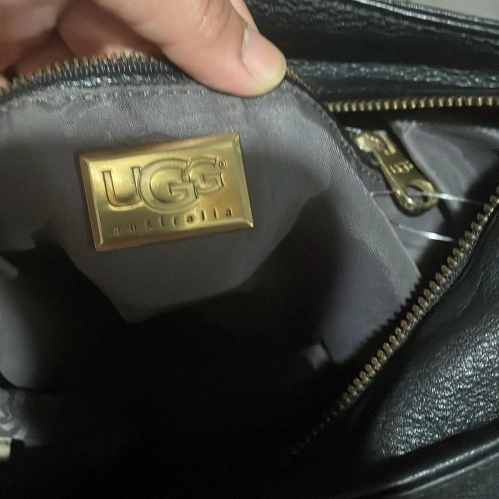 Ugg black pebbled leather hobo purse